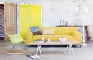 Sofa màu vàng